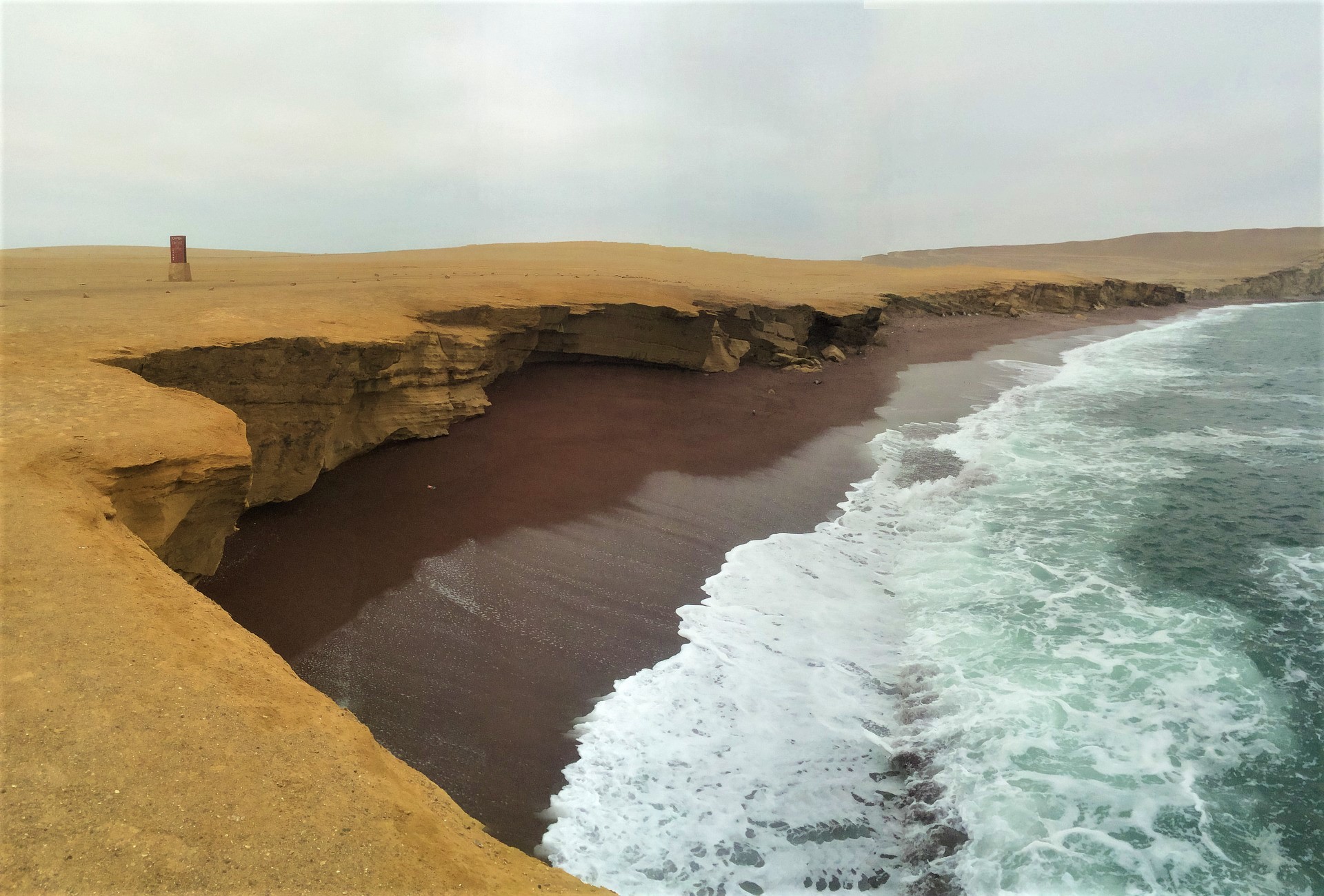 Paracas, no Peru - Onde o deserto encontra o oceano pacífico